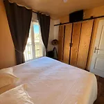 Le Papillon Apartment