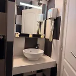 Le Papillon Apartment